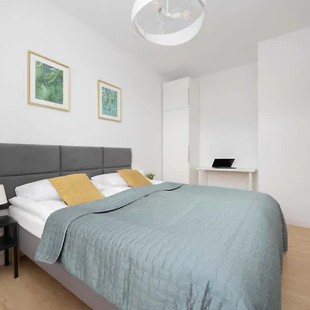 Elegant Szafrancow By Renters Varšava