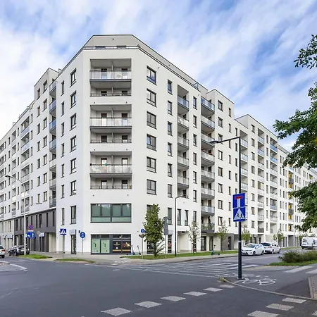 Elegant Szafrańców By Renters Warszawa