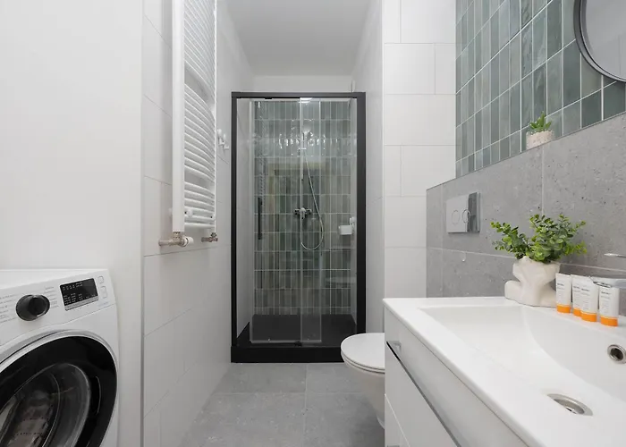 Elegant Szafrańców By Renters Warszawa