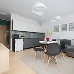 Elegant Szafrancow By Renters * 华沙