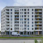 Elegant Szafrancow By Renters 公寓 *